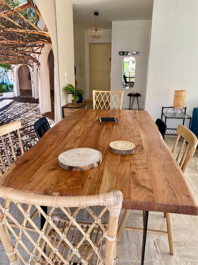 Appartement Lumineux 6 Places Avec Vue Sur Marina Mandelieu Kültér fotó
