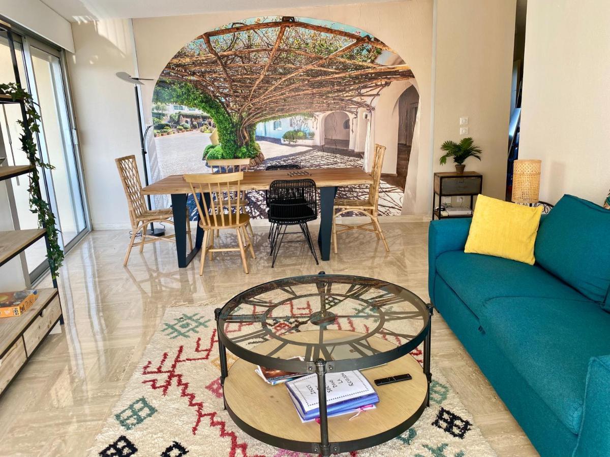Appartement Lumineux 6 Places Avec Vue Sur Marina Mandelieu Kültér fotó